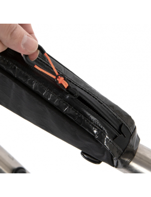 SACOCHE RACE TOP TUBE 1.5L RESTRAP