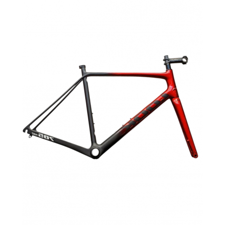 785 DISC BLACK METALLIC RED MAT GLOSSY | Cyclone Bike
